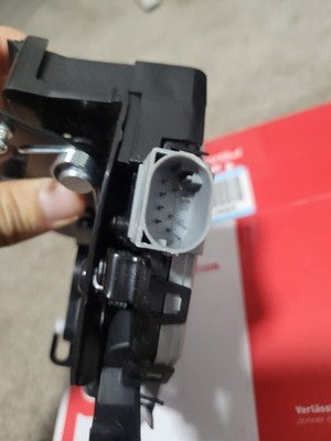 For BMW X5 2000-2006 Front Left Integrated Door Lock Actuator Motor 937-856
