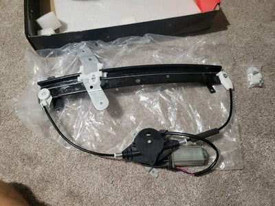 Front Right Power Window Regulator w/Motor For 2014-18 Silverado GMC Sierra 1500