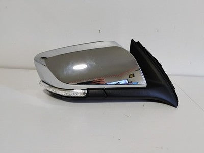 Right Side Mirror Chevy Impala 2014-20 Manual Fold, Turn Signal Chrome 22936936