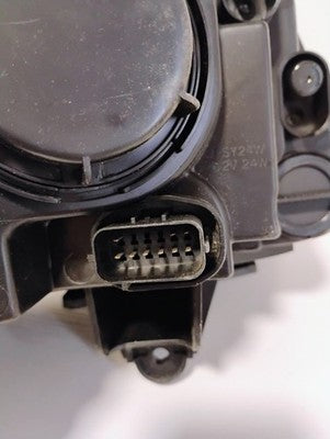 Headlamp 2015 2016 2017 Chrysler 300 Halogen Driver Left Side Headlight NO DRL