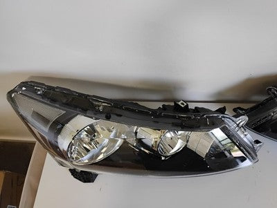 For 2008-2012 Honda Accord Sedan Black Headlights Clear Corner Headlamps Pair