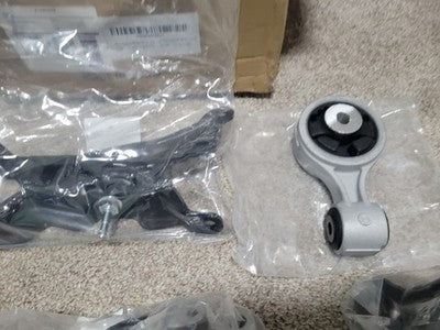 Set of 4 Engine Motor Mount & Transmission for Hyundai Sonata 2006-2008 V6 3.3L