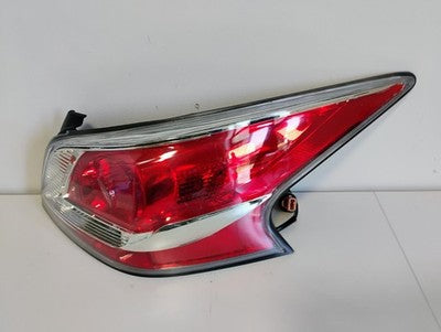 2013 -2015 Nissan Altima Right Passenger Side OEM Tail Light Assembly  NI2801195