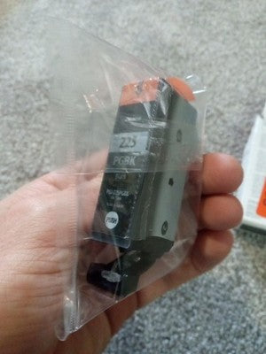Genuine Canon PGI-225 PGBK BLACK Ink Cartridge Open Box Sealed Cartridge