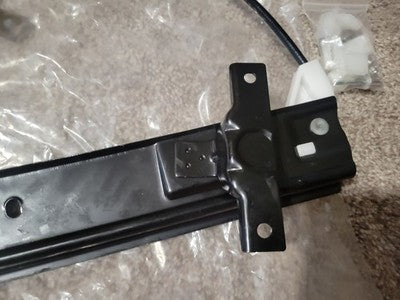 Front Right Power Window Regulator w/Motor For 2014-18 Silverado GMC Sierra 1500