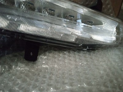 Fits 2016-2018 Chevy Malibu Front Bumper Running Light Lamp Right Passenger RH